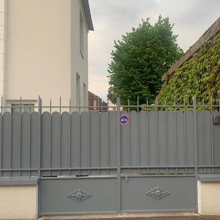 Joli T2 Jardin Parking Proche Gare Centre Ville Dijon Ngoại thất bức ảnh