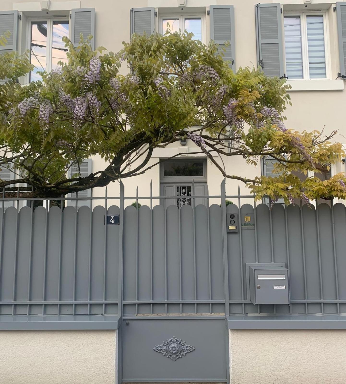 Joli T2 Jardin Parking Proche Gare Centre Ville Dijon Ngoại thất bức ảnh
